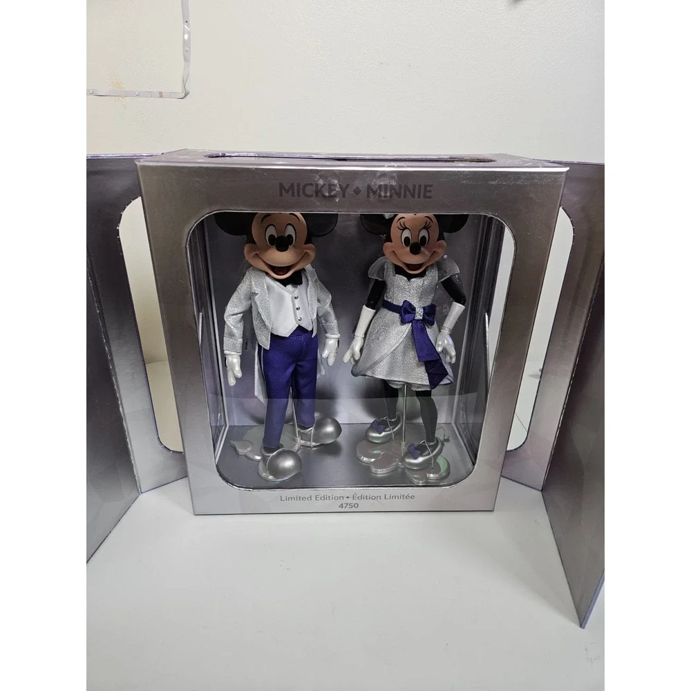 2023 Disney Parks 100 Mickey & Minnie Mouse LE‎ 4750 Deluxe Doll Figure Box Set